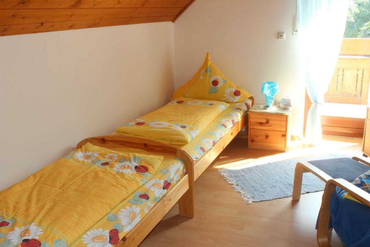 Ferienwohnung Schuetz Hirschaid Buitenkant foto